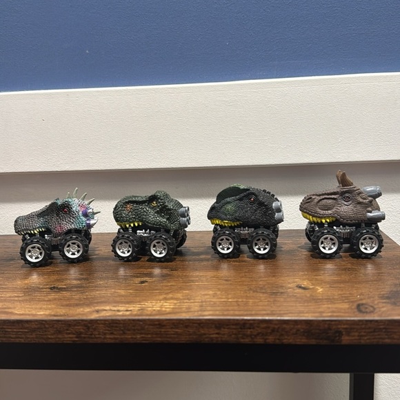 Dinosaur Head Pull Back And Go Off Road/ Monster Truck /Cars Mini Toys Set Of 4 - Picture 3 of 7